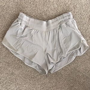 Lululemon Hotty Hot short!